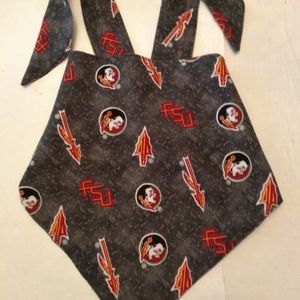 NWOT Seminole state Dog bandana new size small